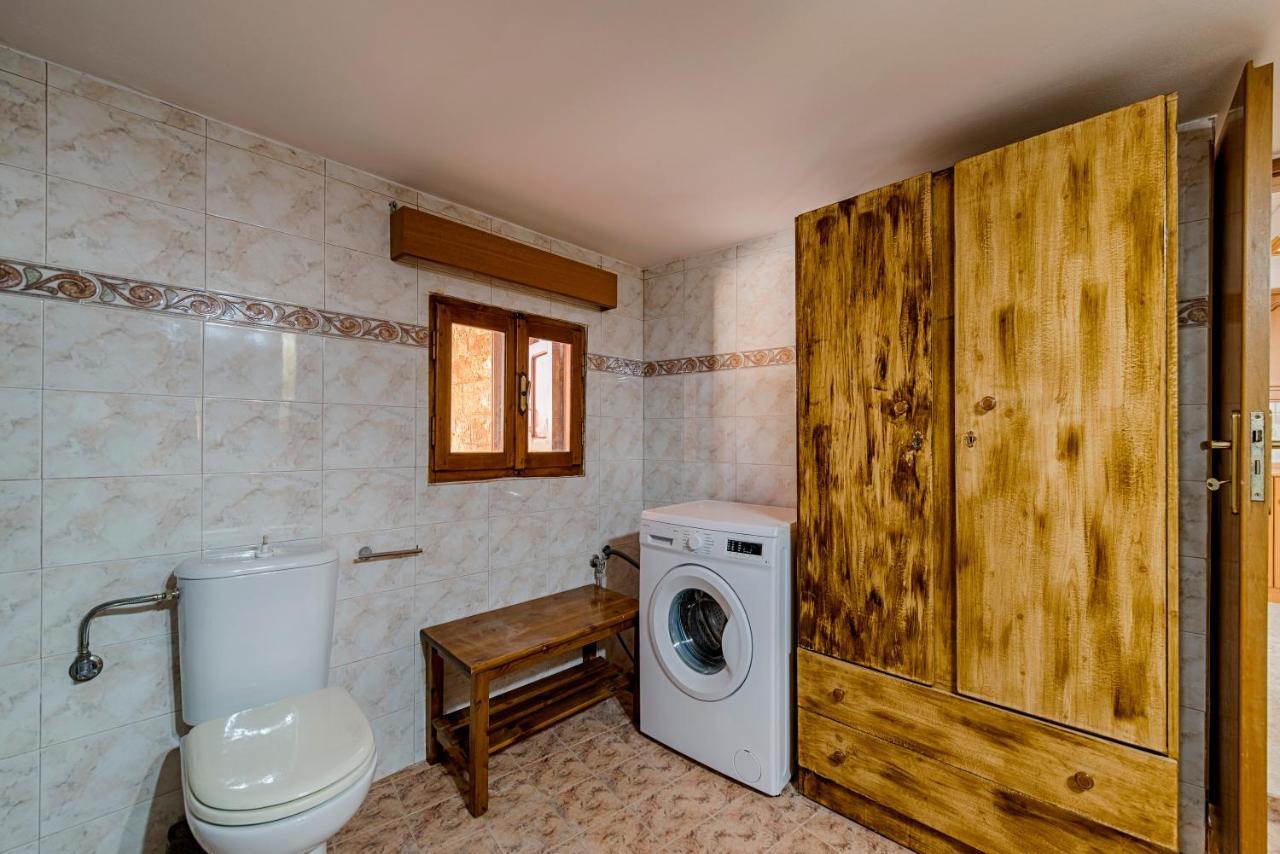 Hara'S Traditional Detached House In Malona Malona Village Экстерьер фото
